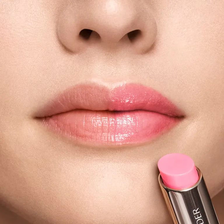 ESTEE LAUDER Futurist HydraPlump Tinted Lip Balm thumbnail 2