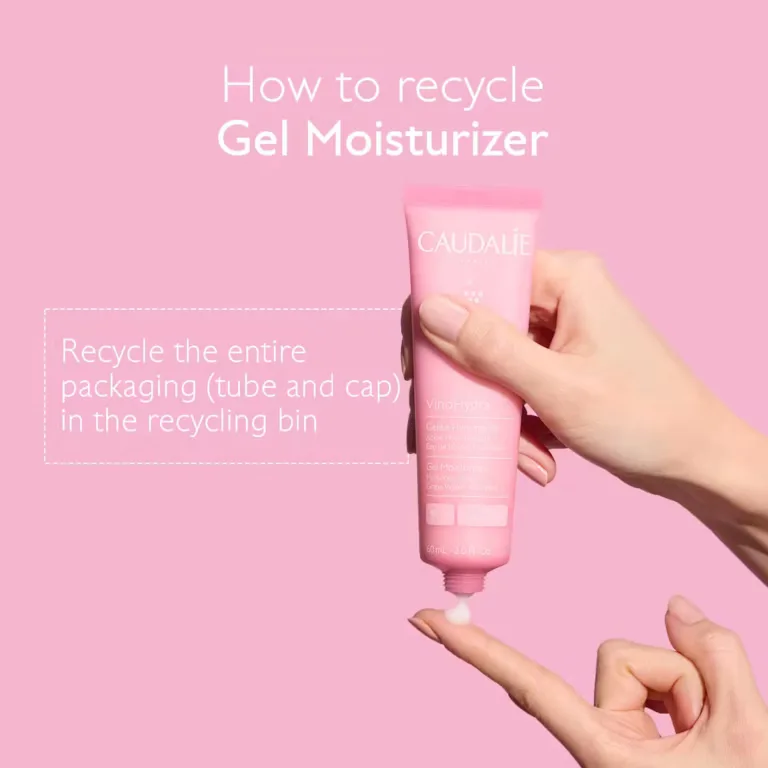 CAUDALIE VinoHydra Gel Moisturiser with Hyaluronic Acid + Aloe Vera thumbnail 3
