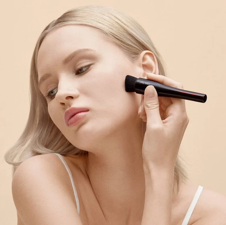 Shiseido Hasu Fude Foundation Brush thumbnail 2