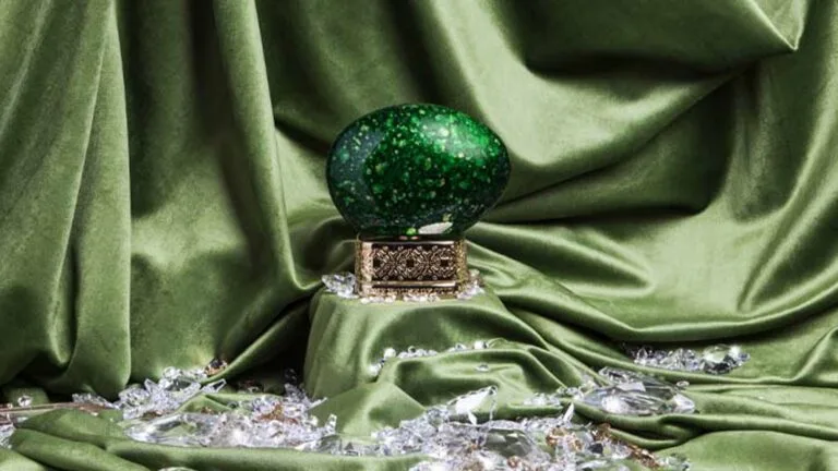 EMERALD GREEN EDP 75 MLROYAL STONES COLLECTION thumbnail 2