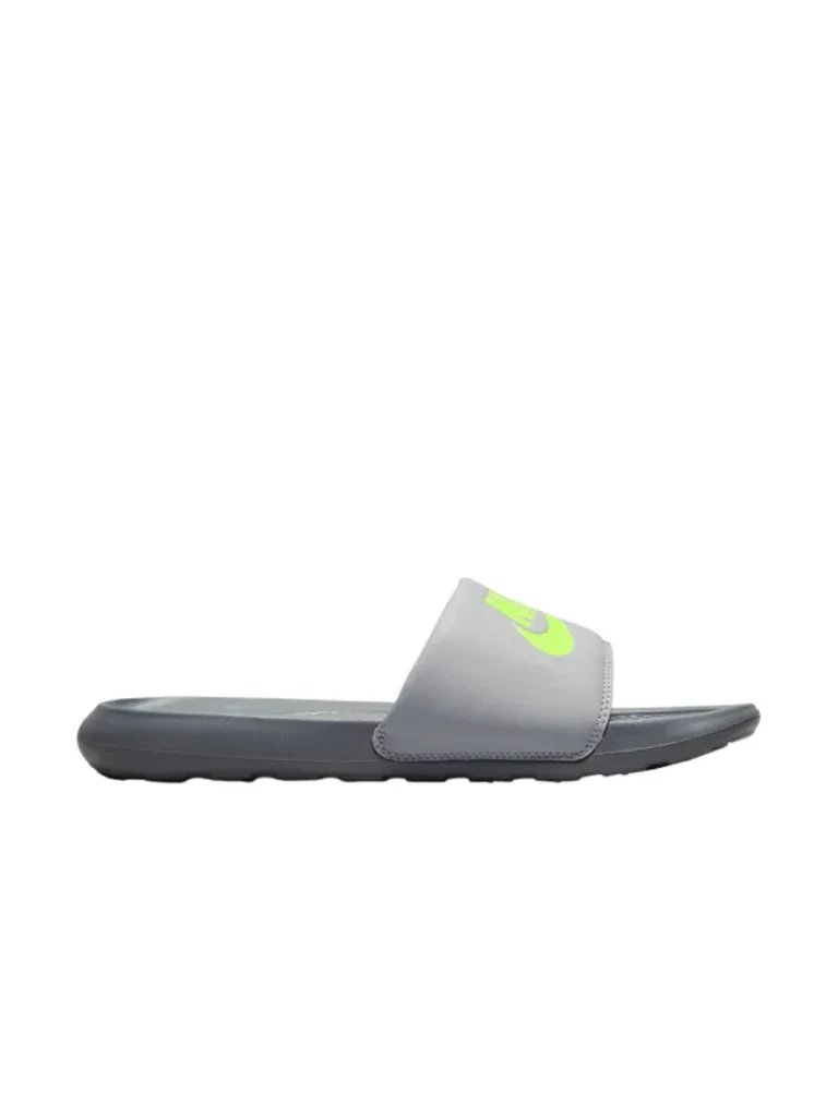NIKE VICTORI ONE SLIDE