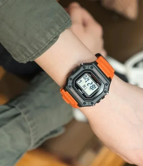 Casio Sport Orange Digital thumbnail 5