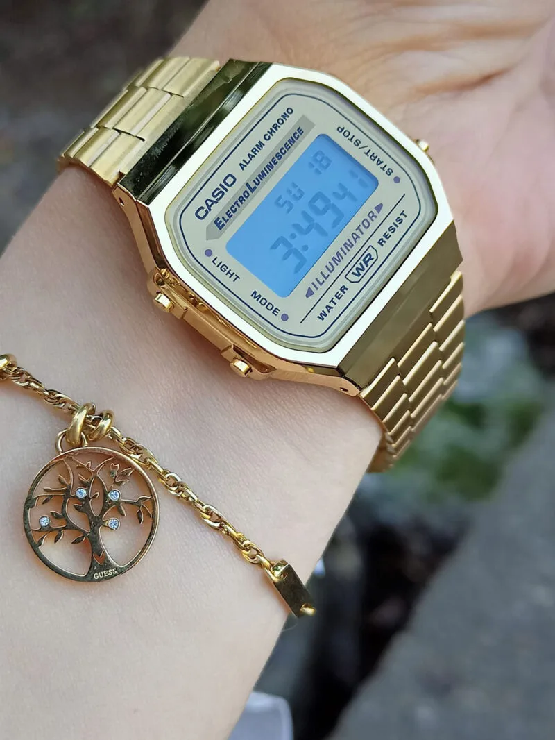 Casio Retro Gold Digital thumbnail 3