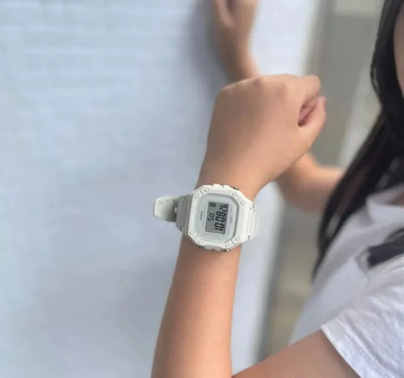 Casio Sport Beige Digital thumbnail 3